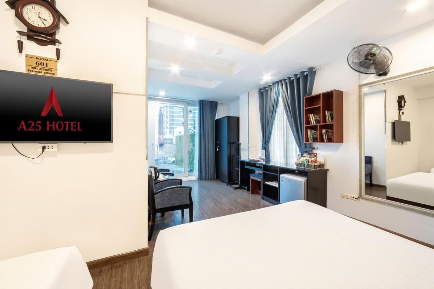 A25 Hotel - 46 Chau Long Hanoi Kültér fotó