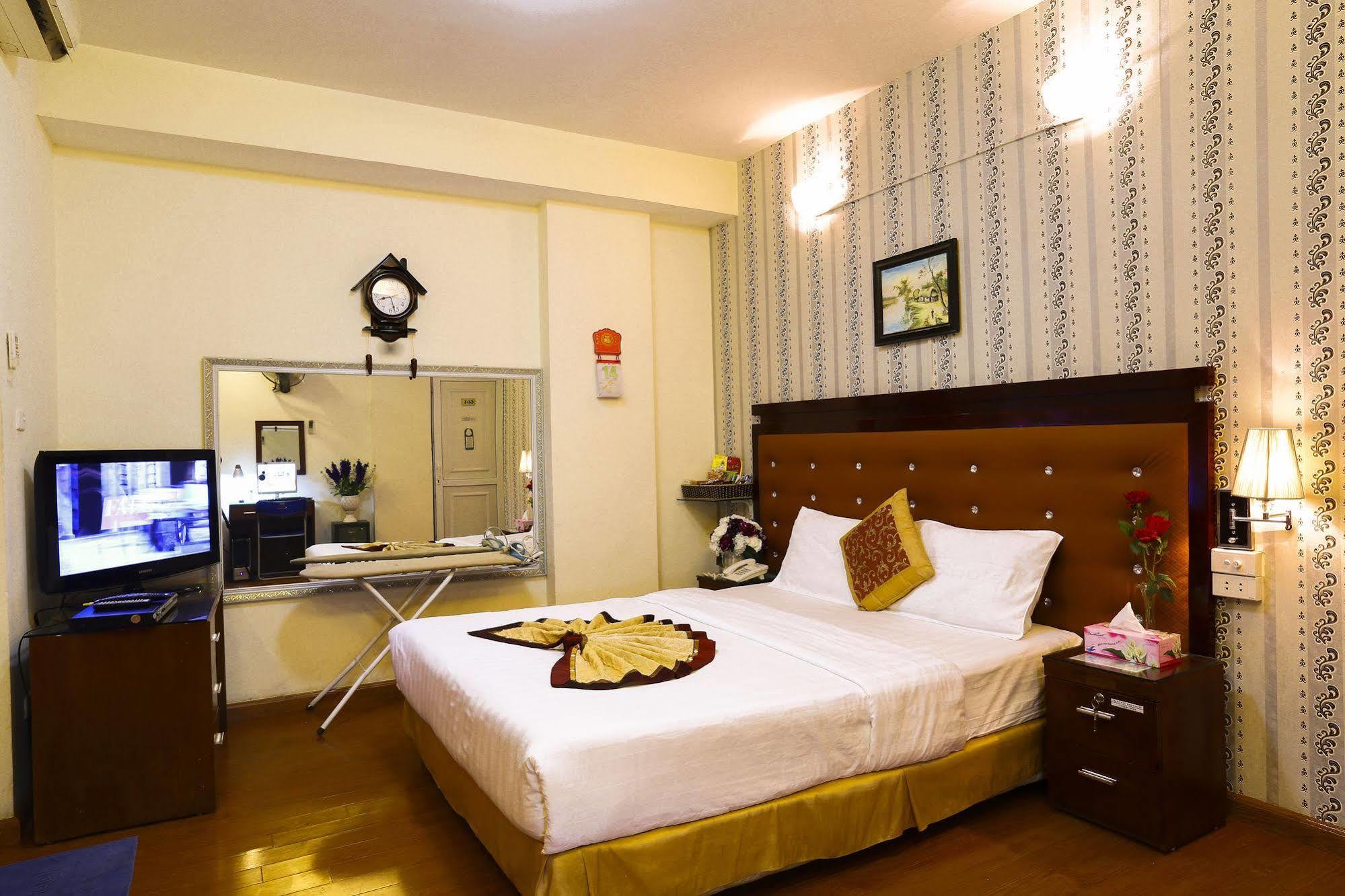 A25 Hotel - 46 Chau Long Hanoi Kültér fotó