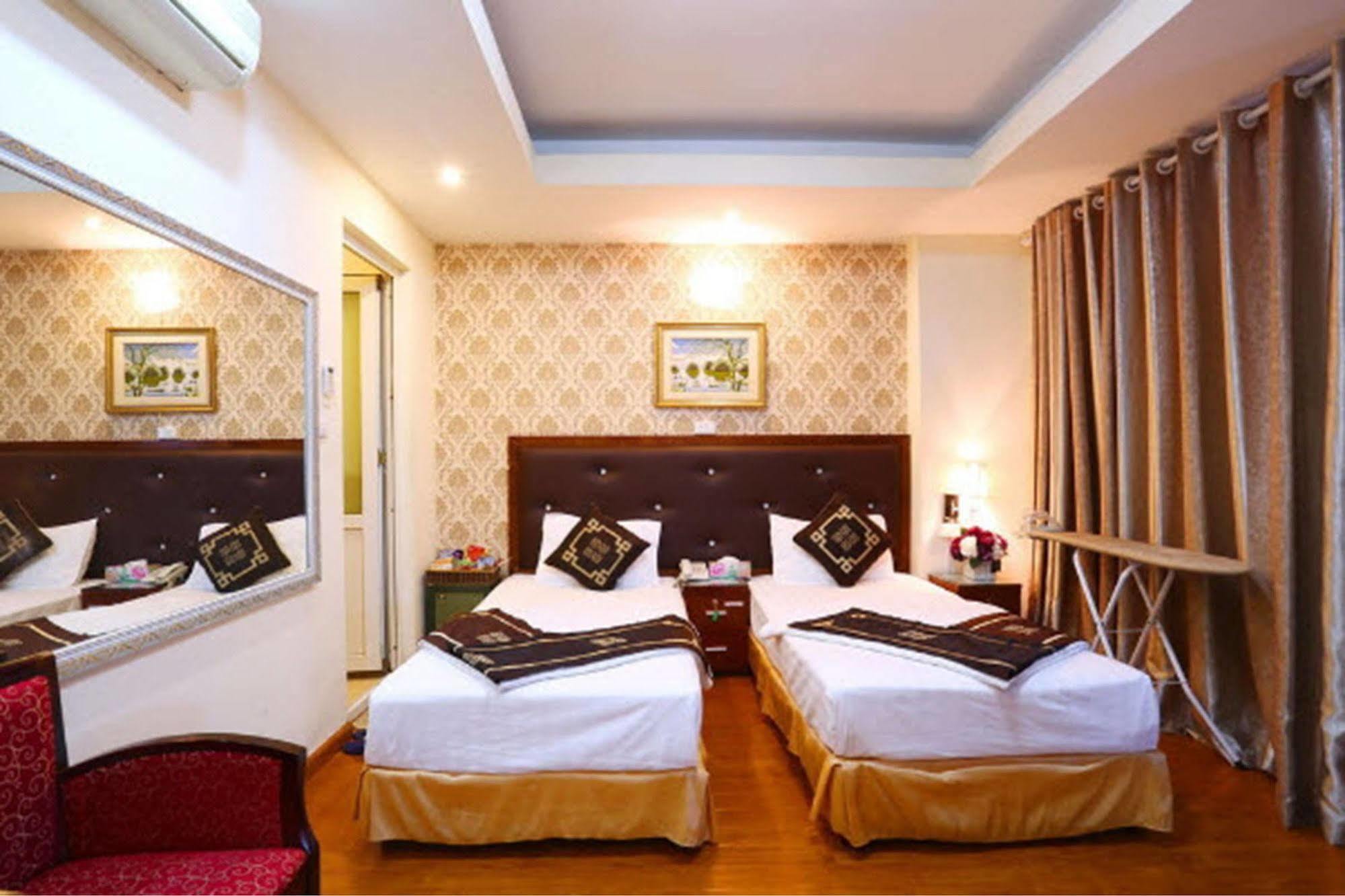 A25 Hotel - 46 Chau Long Hanoi Kültér fotó